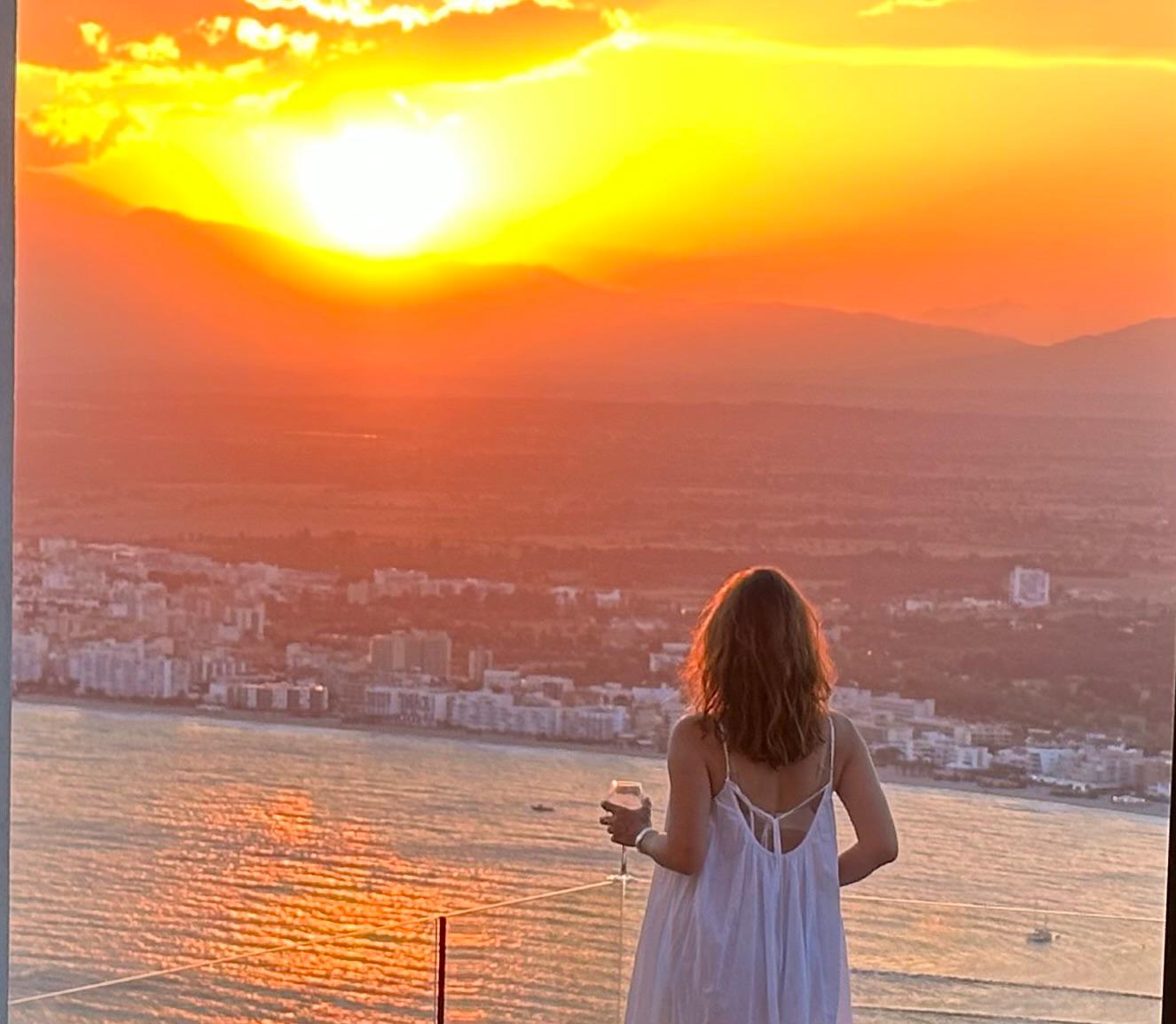 Sunset over Roses